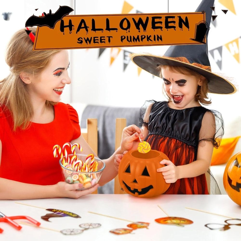Halloween Pumpkin Bucket Plastic Candy Pail with Handle Lantern Design Portable Trick or Treat Candy Holder for Halloween Pumpkin Basket Halloween Decorations,6Pcs
