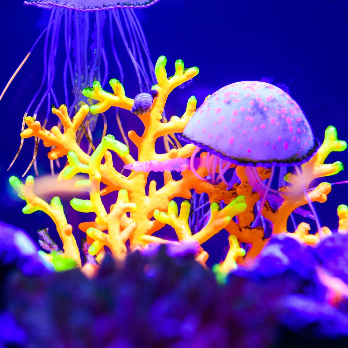 Soft Silicone Glowing Aquarium Mushroom Coral, Fluorescence Aquatic Artificial Coral for Fish Tank Decoration, Green